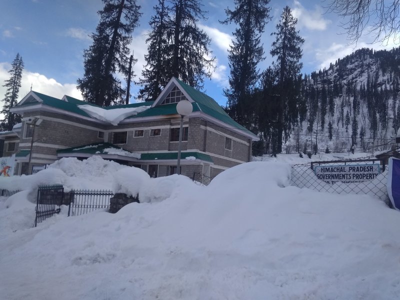 Solang skiing center in feb, 2019